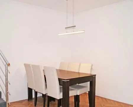 Enna Villa Recica