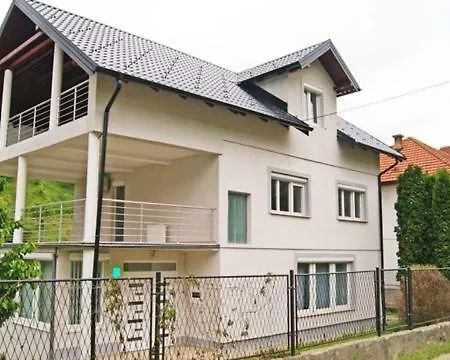 Enna Villa *